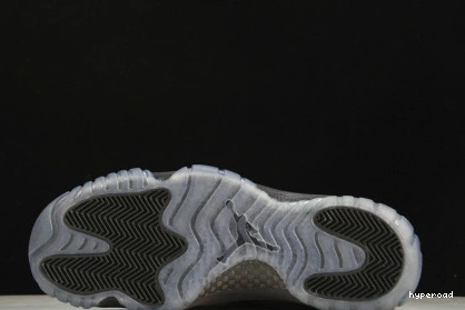 Hyperoad AND GOWN 11 - JORDAN CAP RETRO 1005